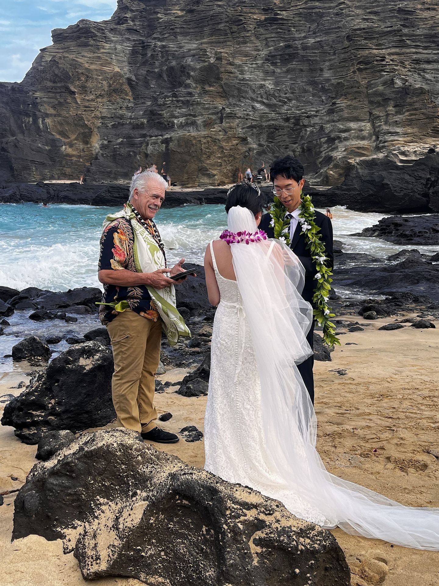 Beach wedding Officiant